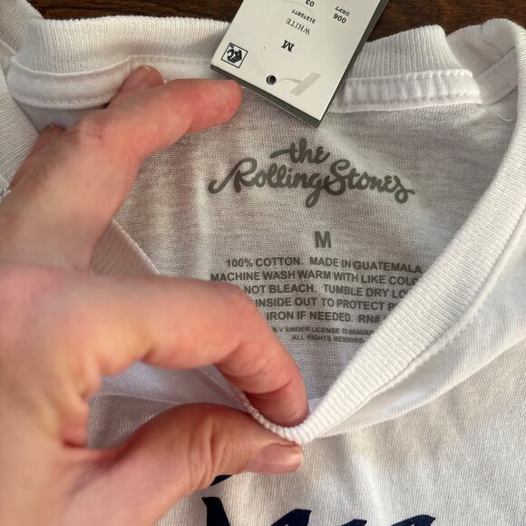 NWT The Rolling Stones Oversized Short Sleeve Graphic T-Shirt White Women's M - Picture 3 of 5